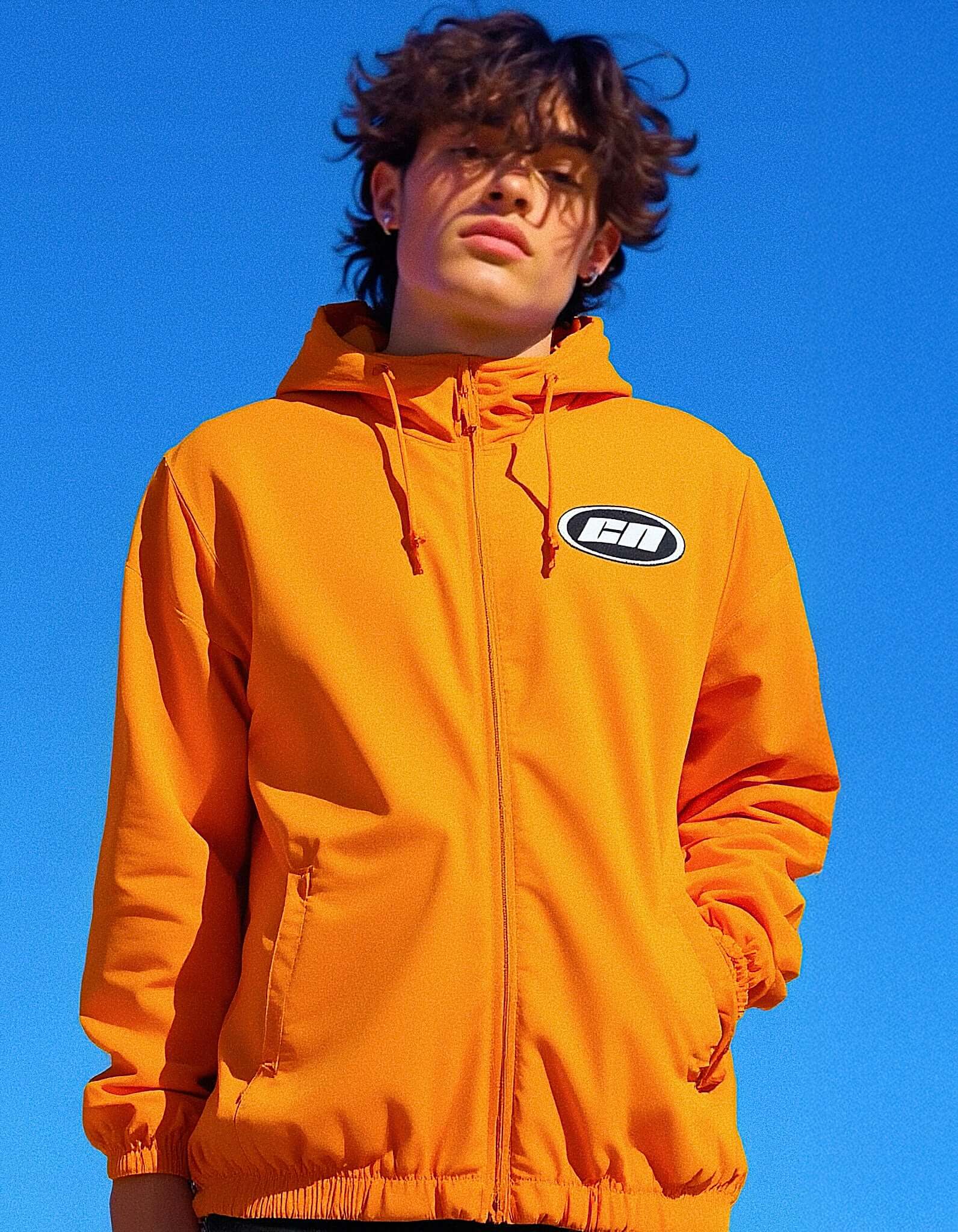 Giacca a vento leggera – Giacca con cappuccio traspirante, arancione neon
