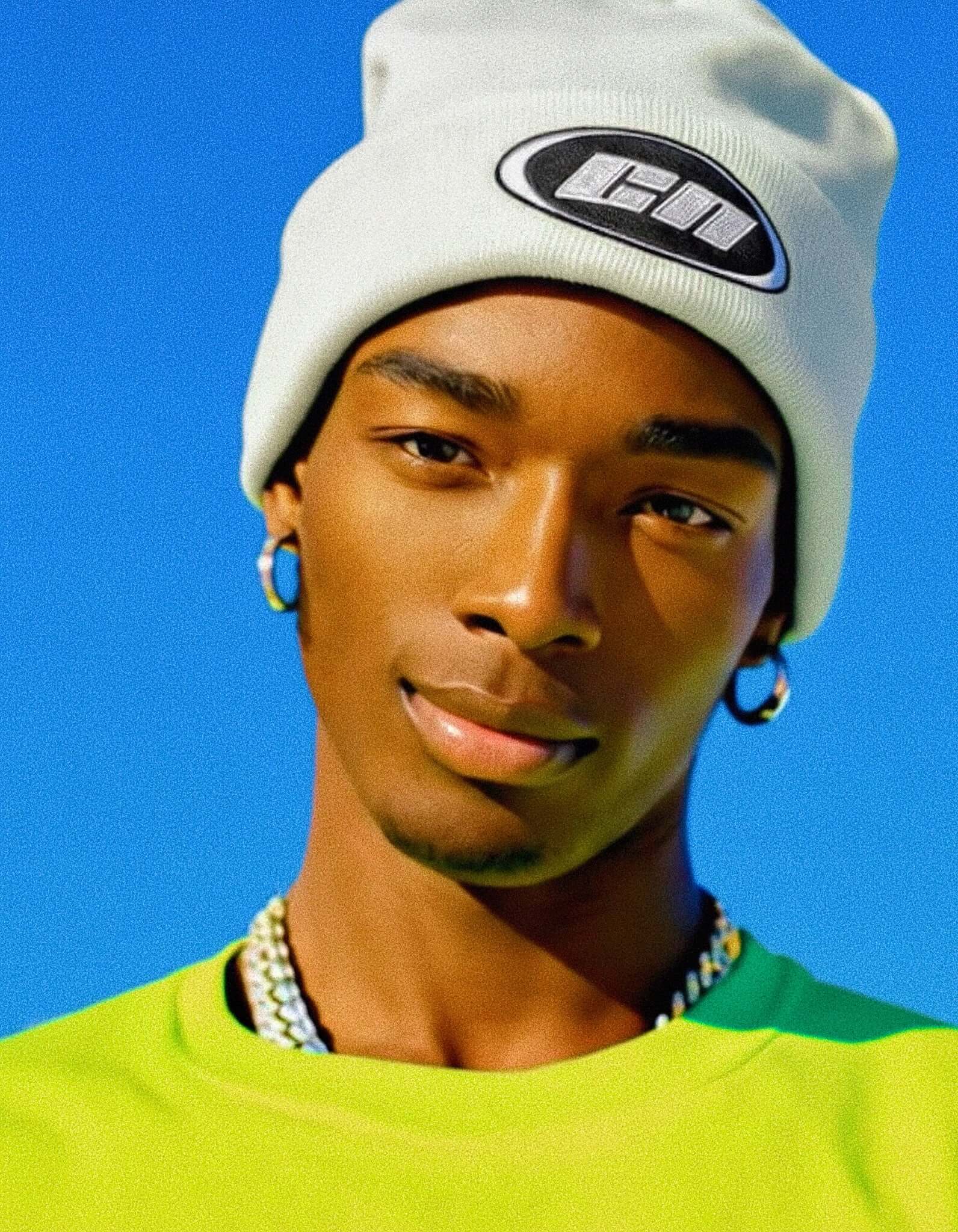 Berretto con risvolto – Cappello invernale morbido lavorato a maglia, bianco
